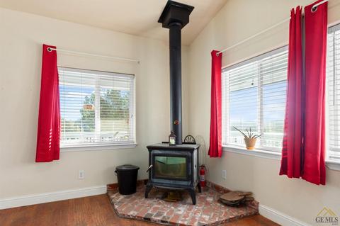 24608 Transvaal Rd, Tehachapi, CA 93561 photo 10