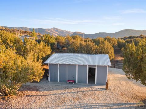 24608 Transvaal Rd, Tehachapi, CA 93561 photo 9