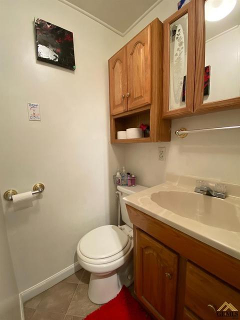 307 F St, Taft, CA 93268 photo 6