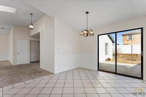 1330 S Green St, Tehachapi, CA 93561 photo 6