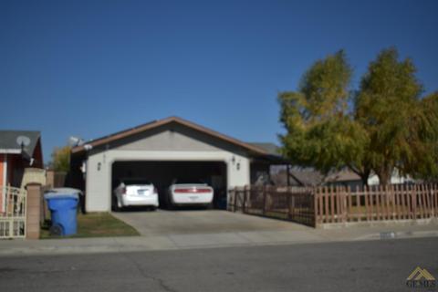 900 Schipper St, Arvin, CA 93203 photo 5