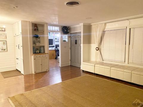 3600 Pickwick Dr, Bakersfield, CA 93306 photo 3