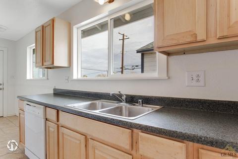 502 Phillippine St, Taft, CA 93268 photo 12