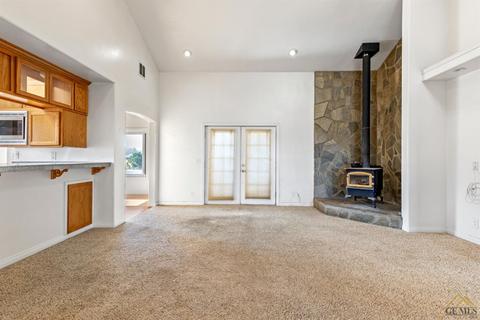 21133 Sundowner, Tehachapi, CA 93561 photo 4