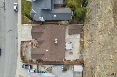 1085 Hickory Ave, Tehachapi, CA 93561 photo 5