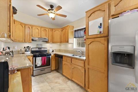 1085 Hickory Ave, Tehachapi, CA 93561 photo 18