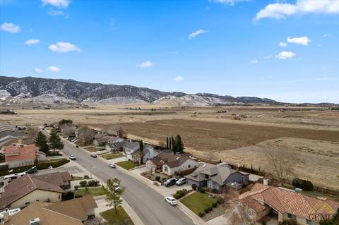 1085 Hickory Ave, Tehachapi, CA 93561 photo 4