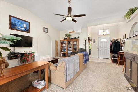 1085 Hickory Ave, Tehachapi, CA 93561 photo 11