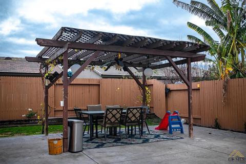 507 Aussie Ave, Bakersfield, CA 93307 photo 12