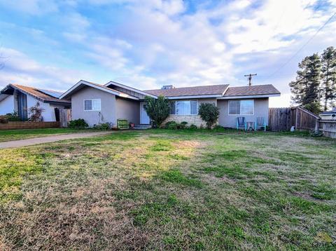633 Varsity Ave, Arvin, CA 93203 photo 2