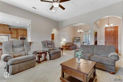 10405 Bluffshadow Dr, Bakersfield, CA 93306 photo 8