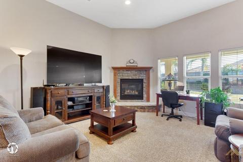10405 Bluffshadow Dr, Bakersfield, CA 93306 photo 7