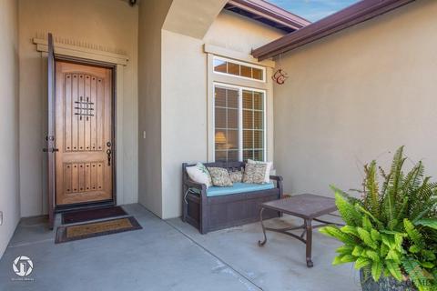 10405 Bluffshadow Dr, Bakersfield, CA 93306 photo 4