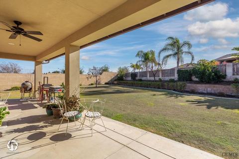 10405 Bluffshadow Dr, Bakersfield, CA 93306 photo 31