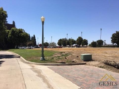 5000 Physicians Blvd, Bakersfield, CA 93301 photo 1