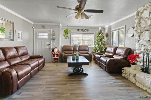 714 Pierce St, Taft, CA 93268 photo 6