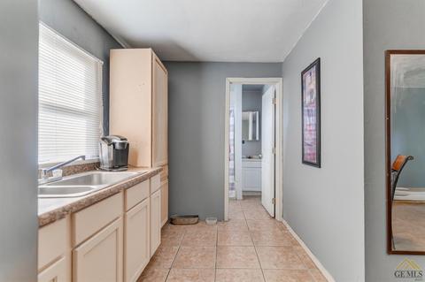 714 Pierce St, Taft, CA 93268 photo 34