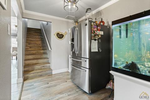 714 Pierce St, Taft, CA 93268 photo 8