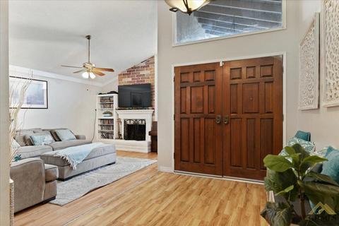 6309 Devon Dr, Bakersfield, CA 93309 photo 5