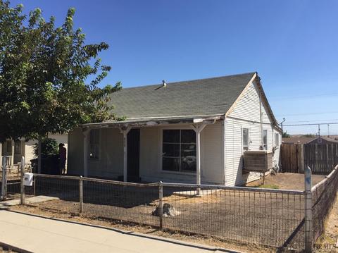 500 Tyler St, Taft, CA 93268 photo 1