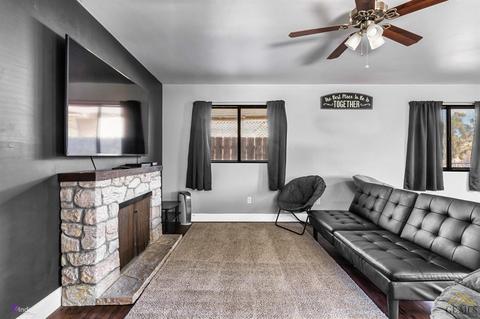 711 Taylor St, Taft, CA 93268 photo 5
