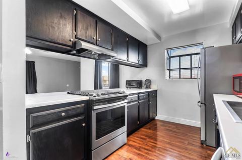 711 Taylor St, Taft, CA 93268 photo 7