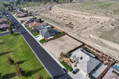 10630 Titanium Ave, Taft, CA 93268 photo 5