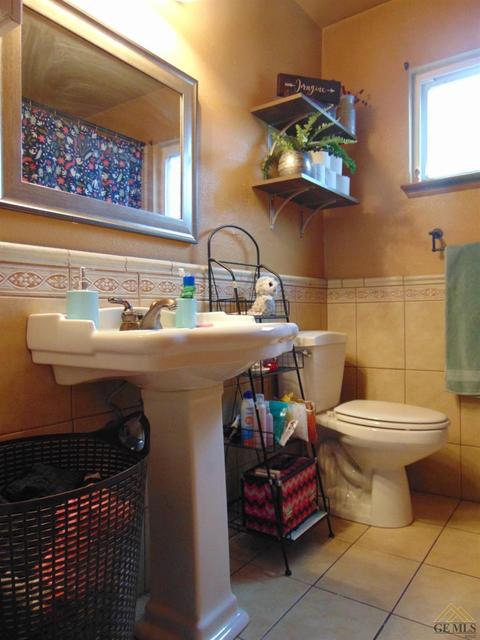 1775 E Cypress Ave, Tulare, CA 93274 photo 8