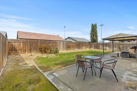 13504 Deerlodge Ct, Bakersfield, CA 93314 photo 24