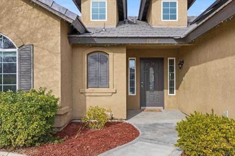 13504 Deerlodge Ct, Bakersfield, CA 93314 photo 4