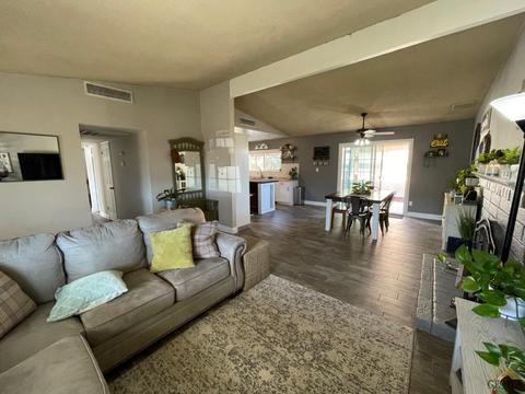 316 E San Emidio St, Taft, CA 93268 photo 5
