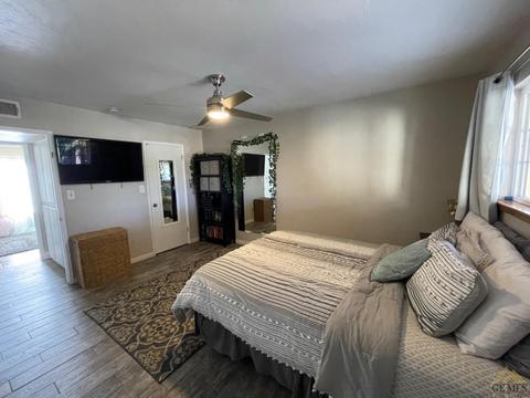 316 E San Emidio St, Taft, CA 93268 photo 12