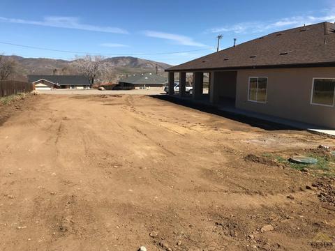 21737 Mid Way, Tehachapi, CA 93561 photo 5