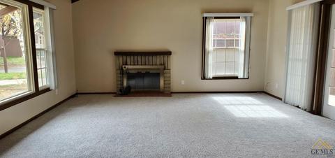 97 Meadow Lakes Dr, Tehachapi, CA 93561 photo 5