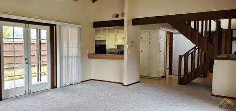 97 Meadow Lakes Dr, Tehachapi, CA 93561 photo 8
