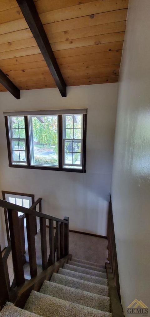 97 Meadow Lakes Dr, Tehachapi, CA 93561 photo 4