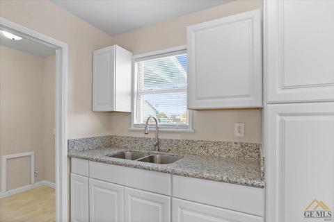 232 E 8th St, Bakersfield, CA 93307 photo 13