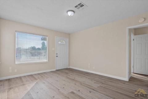 232 E 8th St, Bakersfield, CA 93307 photo 6