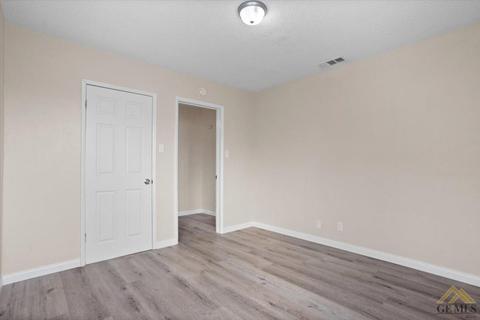 232 E 8th St, Bakersfield, CA 93307 photo 16