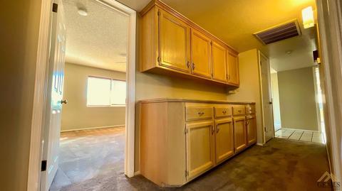 1050 Hickory Ave, Tehachapi, CA 93561 photo 14