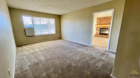 1050 Hickory Ave, Tehachapi, CA 93561 photo 12