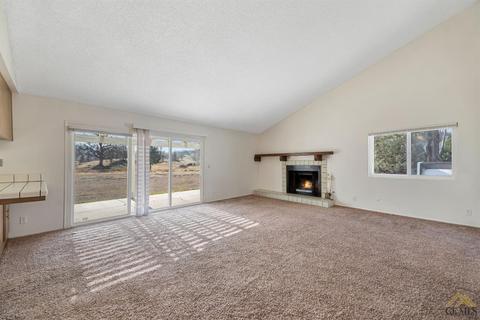 28900 Birkdale Ct, Tehachapi, CA 93561 photo 5
