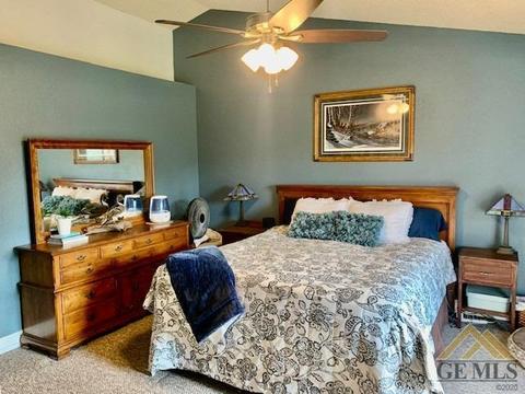 4517 Gorbett Ln, Bakersfield, CA 93311 photo 9