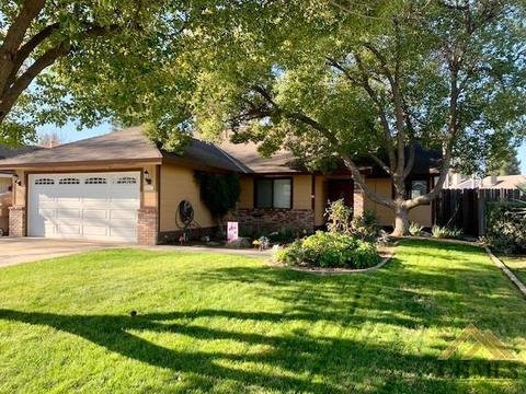 4517 Gorbett Ln, Bakersfield, CA 93311 photo 2