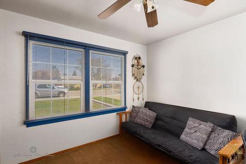 253 Walnut St, Shafter, CA 93263 photo 14