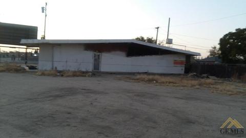 1102 34th St, Bakersfield, CA 93301 photo 1