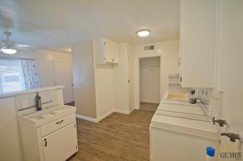 1114 Cedar Ave, Wasco, CA 93280 photo 5