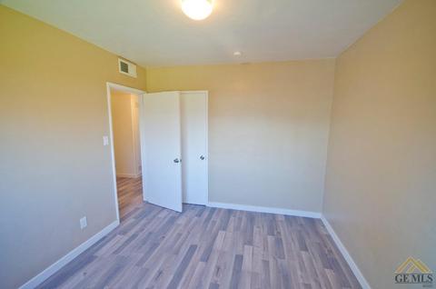 1114 Cedar Ave, Wasco, CA 93280 photo 12