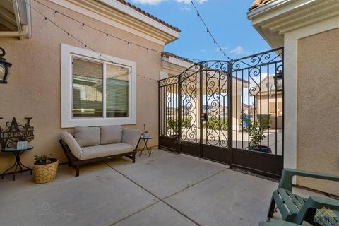 4236 Spring Tree Ln, Bakersfield, CA 93314 photo 5