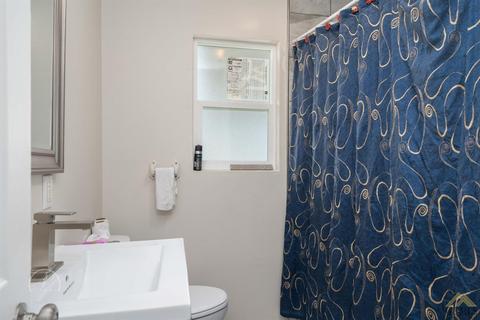 110 Madison St, Taft, CA 93268 photo 8
